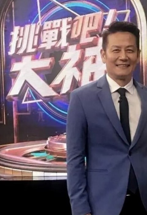淑怡平面模特的沦陷_在姐姐眼皮下和姐夫偷情 - CB影视